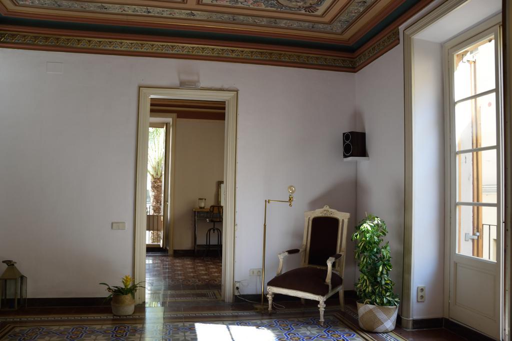 Piso Vilanova I La Geltru Luaran gambar