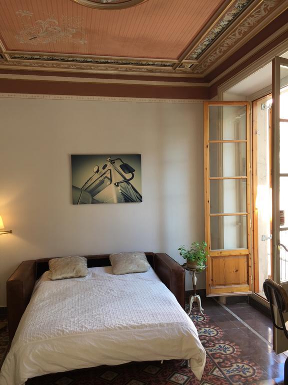 Piso Vilanova I La Geltru Luaran gambar